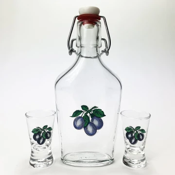 KOMPLEKTAS 1x stiklas butelis ir 2x stikliukas šotams permatoma su slyvų motyvu
