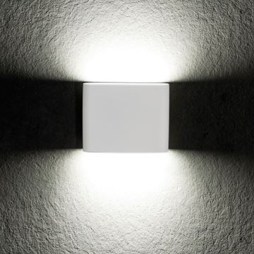 LED sieninis lauko šviestuvas GARTO LED/8W/230V balta